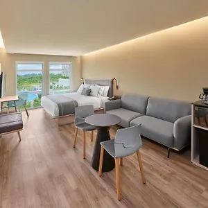 4* Hotel Express By Marriott Aeropuerto Riviera