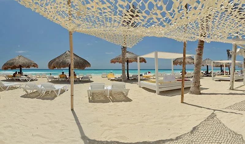 Oh! Cancun - The Urban Oasis & Beach Club (Adults Only) Ξενοδοχείο