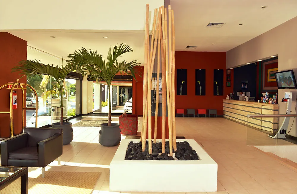 Oh! Cancun - The Urban Oasis & Beach Club (Adults Only) Ξενοδοχείο 4*,