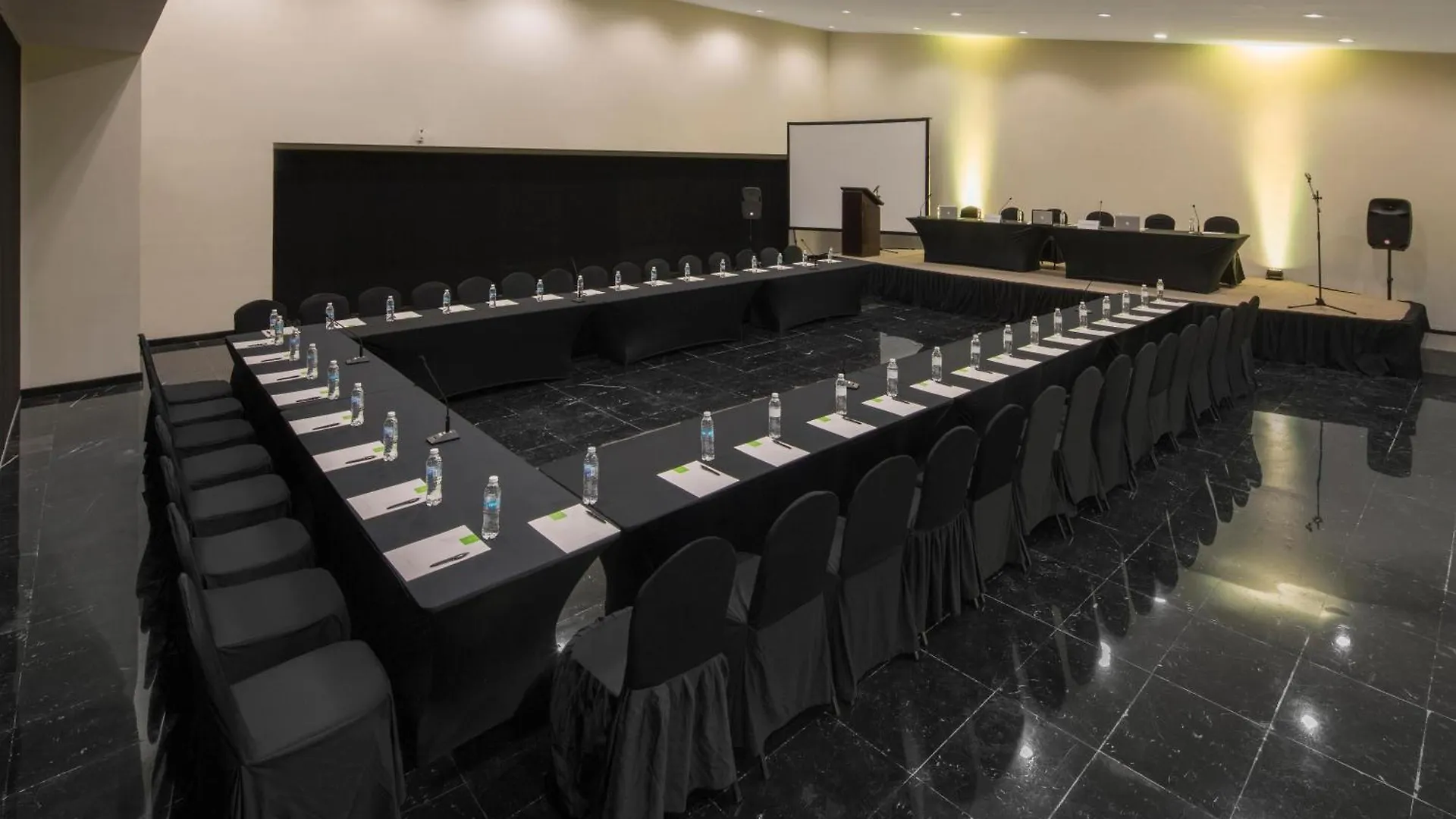 **** Hotel Oh! Cancun - The Urban Oasis & Beach Club (Adults Only) Mexiko